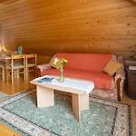 V Objemu Gora דירה